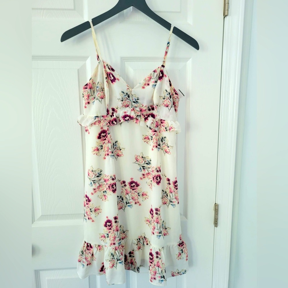 Coastal Cowgirl Ruffle Dress – Off-White Floral XS